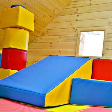 Farm stay Coombe Mill Holidays Bodmin
